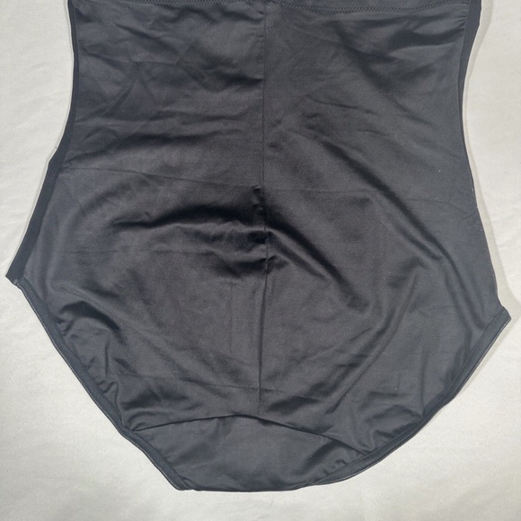 NEW $40 CITY‎ CHIC [ S/16 16W ] Smooth & Chic Control Brief in black - Picture 10 of 10